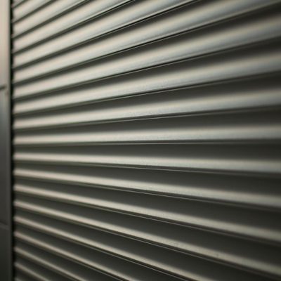 Occultation parfaite : pourquoi choisir des volets roulants pour vos fenêtres ?